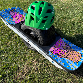 BrainFreeze GT Sketchbook Collection grips installed on Onewheel GT footpads